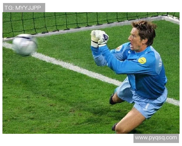 足球明星守护神的魅力瞬间展现与荣耀时刻回顾